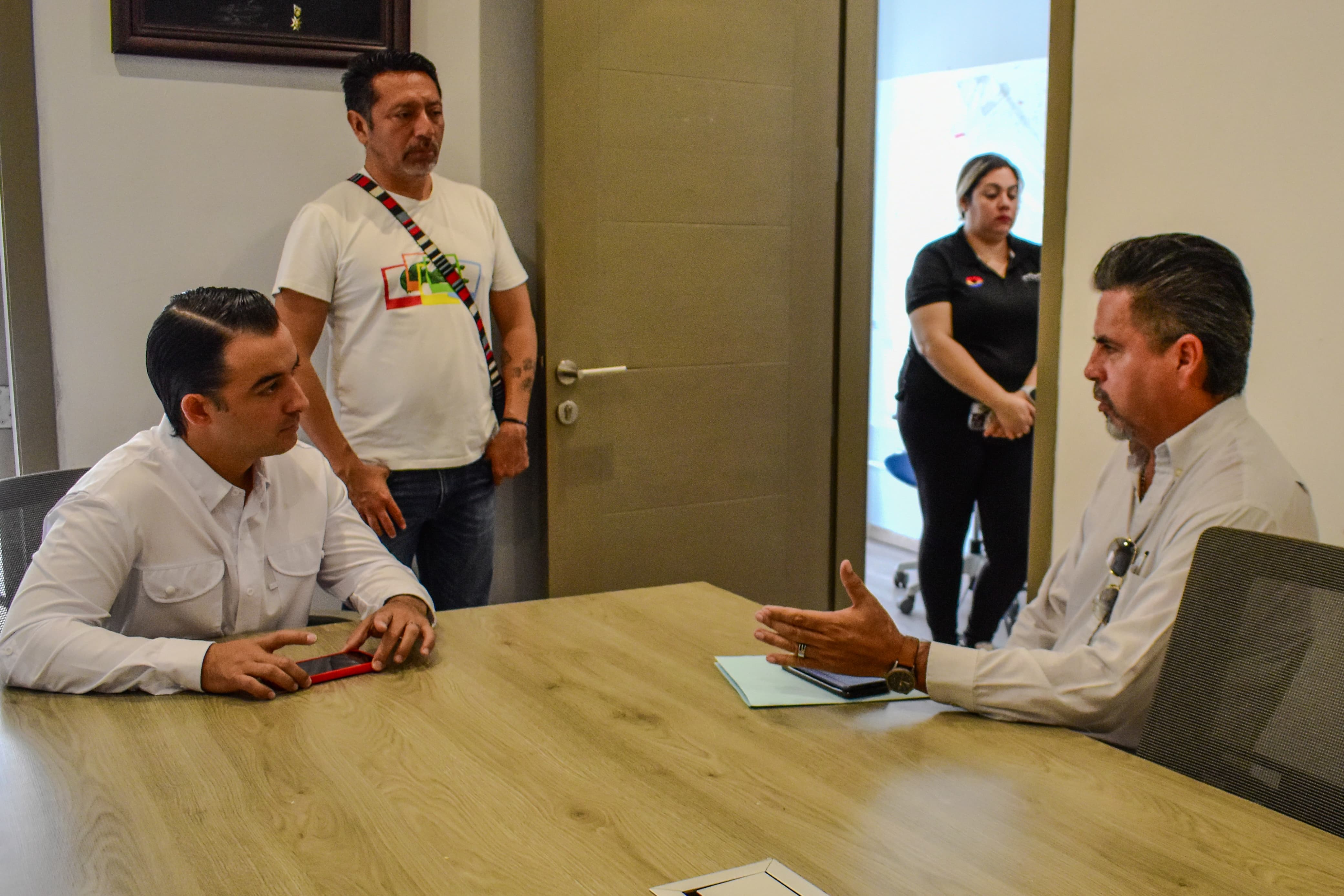 uploads/6/32/01 (1767).Jpeg